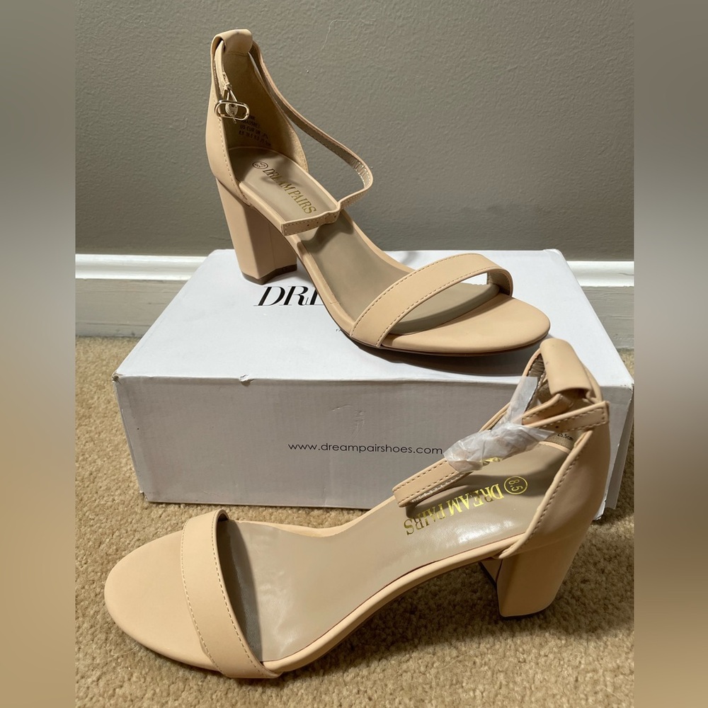 Dream Pairs Nude Block Heel Sandals 8.5
